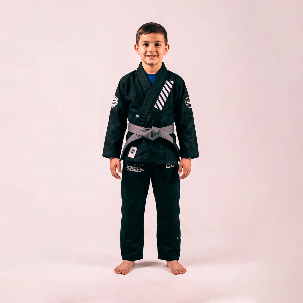 KIMONO DE JIU JITSU NIÑO - THE ESSENTIALS NEGRO
