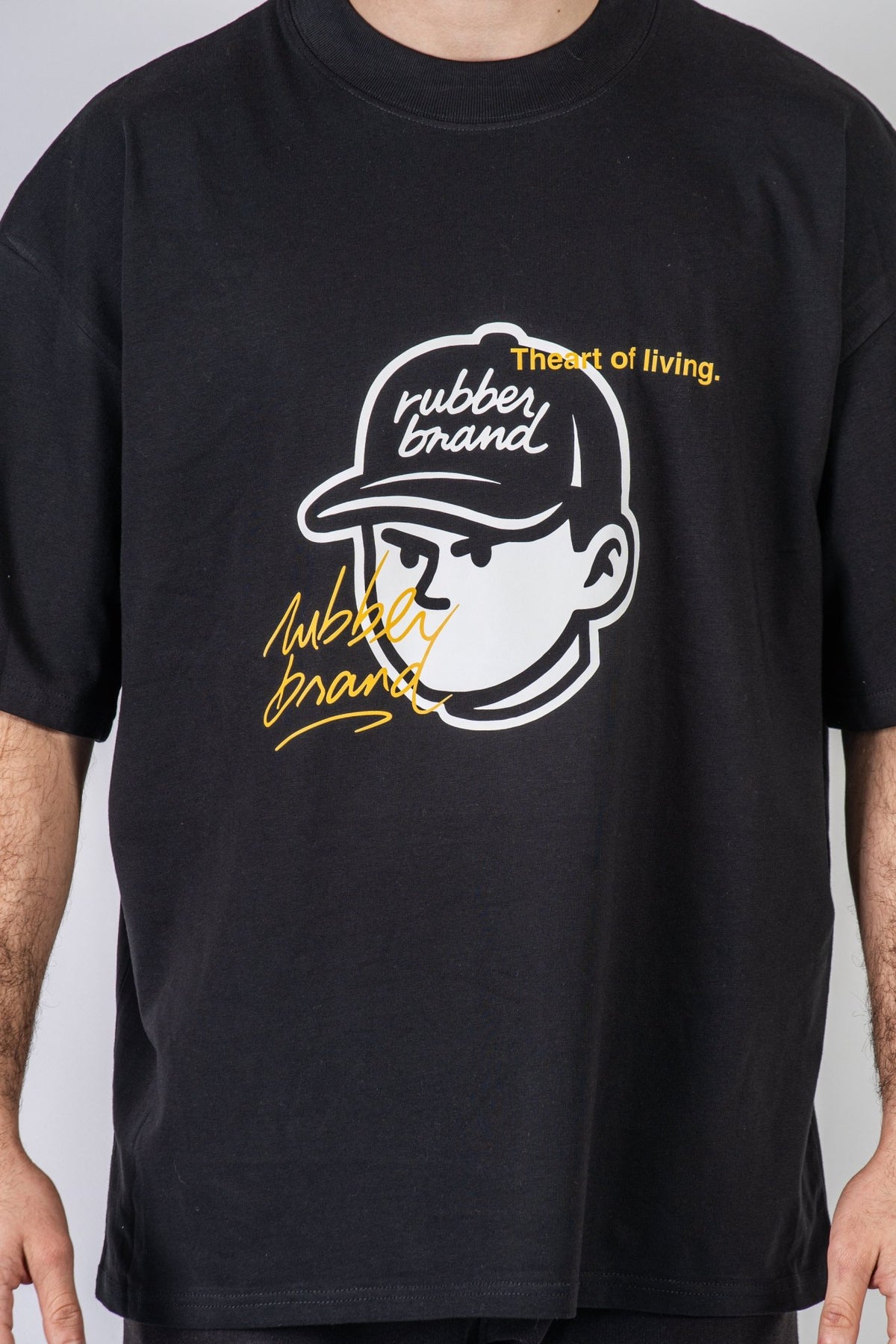 Camiseta Rubber Face negra detalle gráfico – Rubber Brand streetwear artes marciales