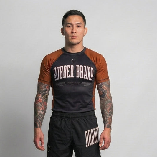 Rashguard Core collection Marrón