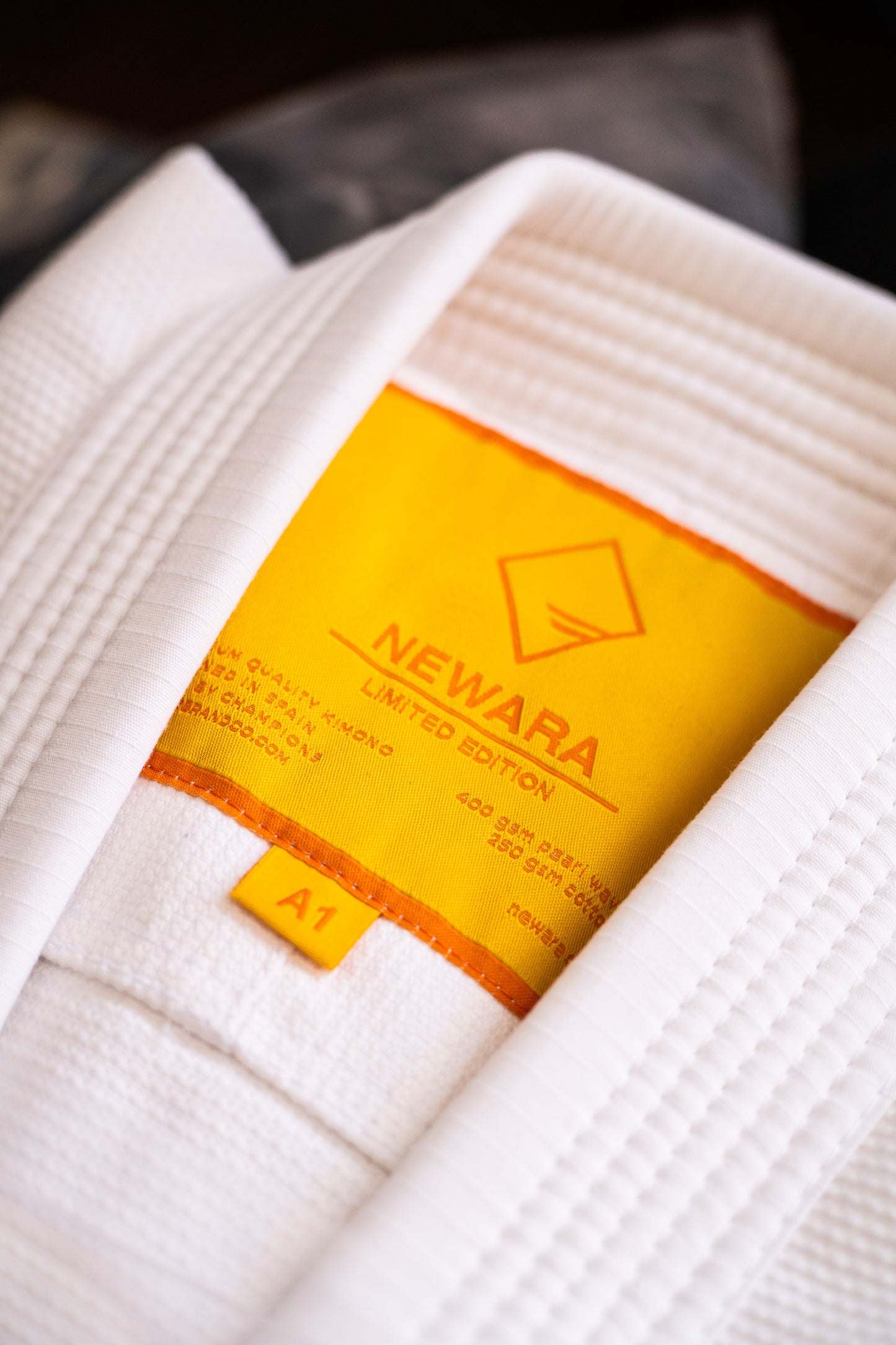 Kimono Jiu Jitsu Newara blanco | IBJJF Legal