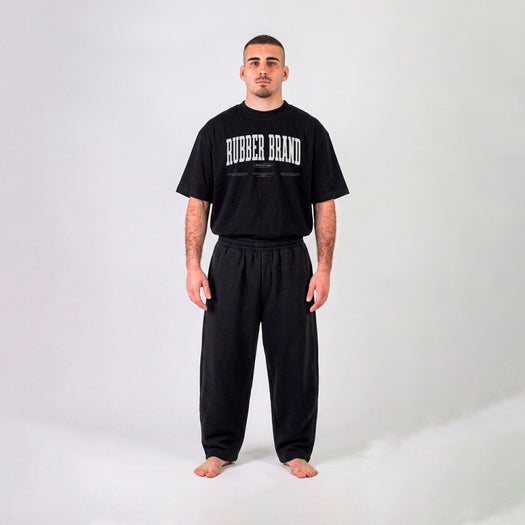 Camiseta oversize negra Classic Logo de Rubber Brand, corte boxy fit con logo clásico frontal