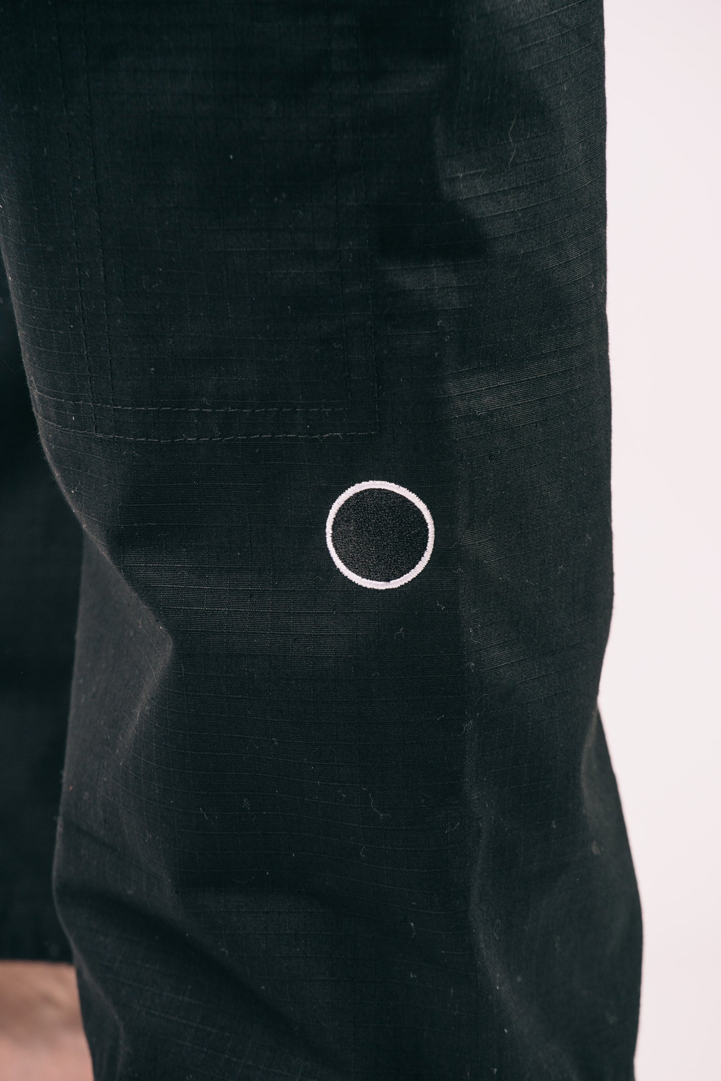 Kimono de jiu jitsu - The essentials negro | IBJJF legal