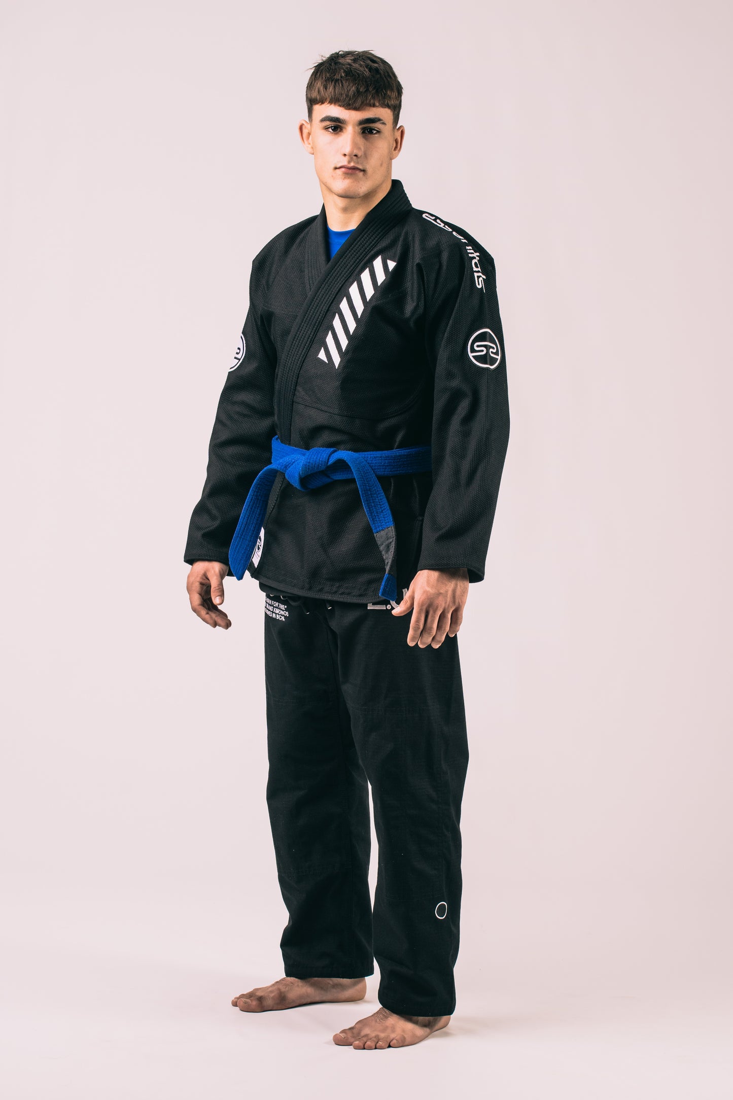 Kimono de jiu jitsu - The essentials negro | IBJJF legal