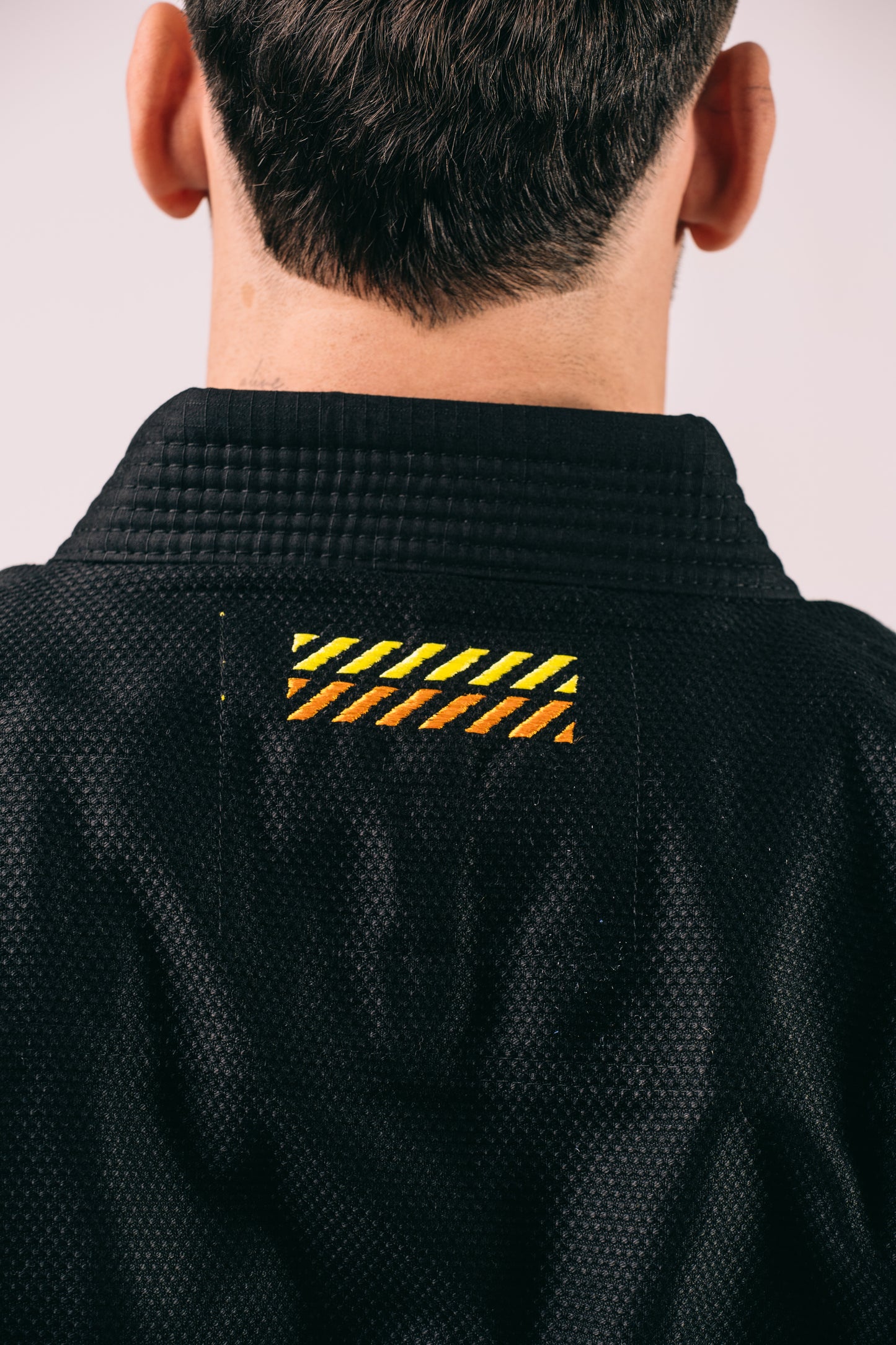 Kimono Jiu Jitsu Newara negro  | IBJJF Legal