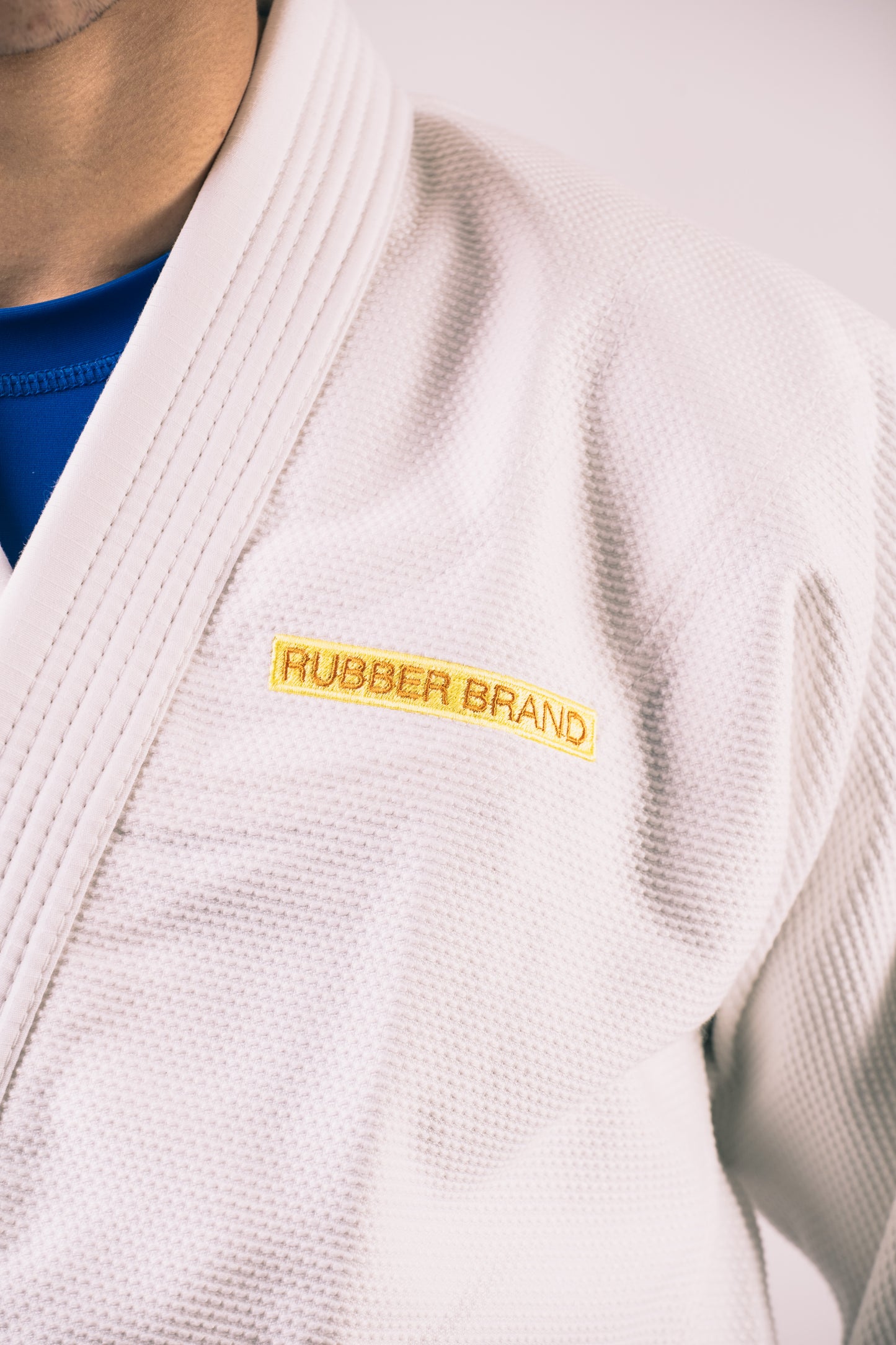 Kimono Jiu Jitsu Newara blanco | IBJJF Legal