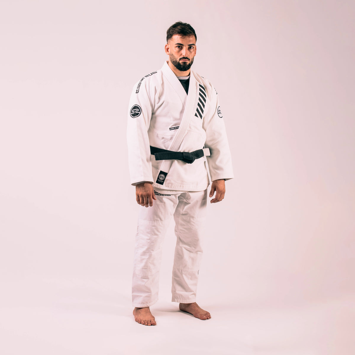 Kimono Essentials blanco detalle solapa – Rubber Brand BJJ Gi