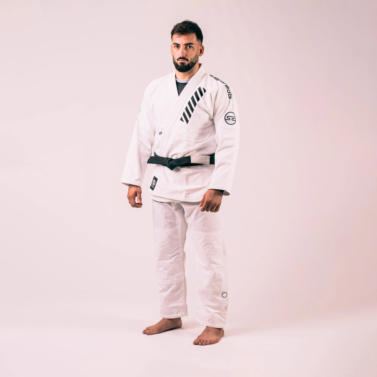Kimono Essentials blanco vista trasera – Rubber Brand Gi Jiu Jitsu