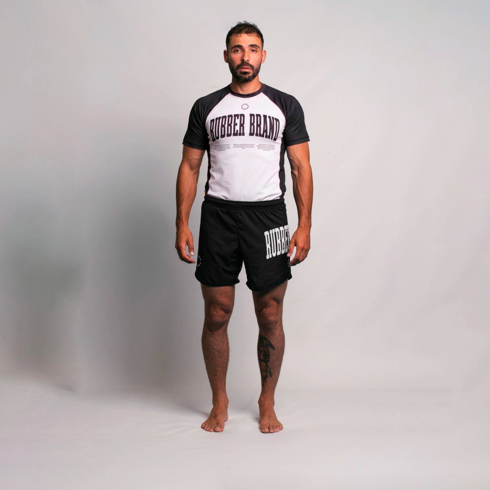 Conjunto Core No Gi blanco Rubber Brand – Rashguard y shorts BJJ grappling